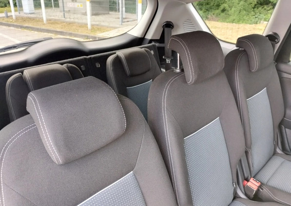 Ford S-Max cena 31900 przebieg: 237000, rok produkcji 2011 z Mogilno małe 106